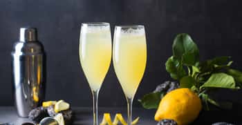 The French 75, a popular cocktail on our Cocktail Tours