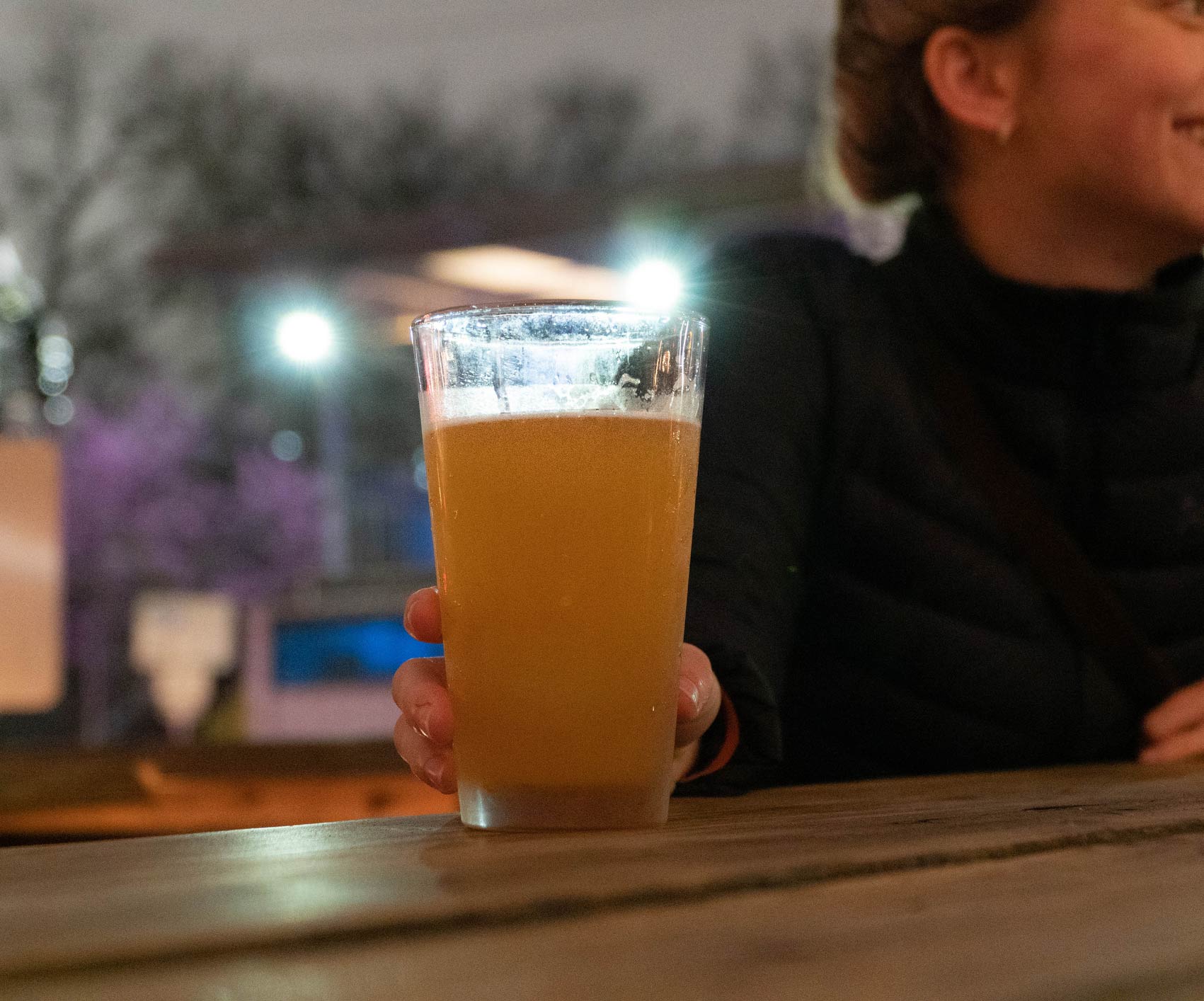 Beer Pub Crawl guests in Austin